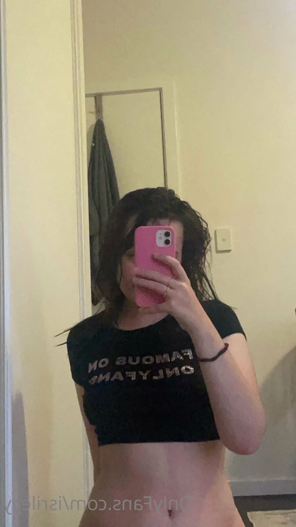 Riley [ isrileyy ] Onlyfans leaked photo 10476430 on Hotleaks.tv
