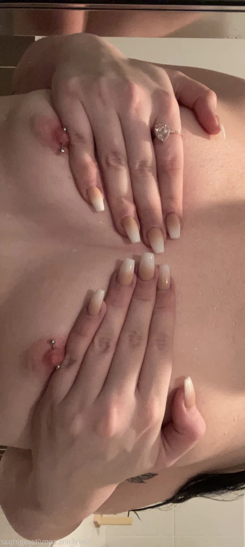 itsyagirlpaz 🍑 [ itsyagirlpaz ] Onlyfans leaked photo 7373267 on Hotleaks.tv