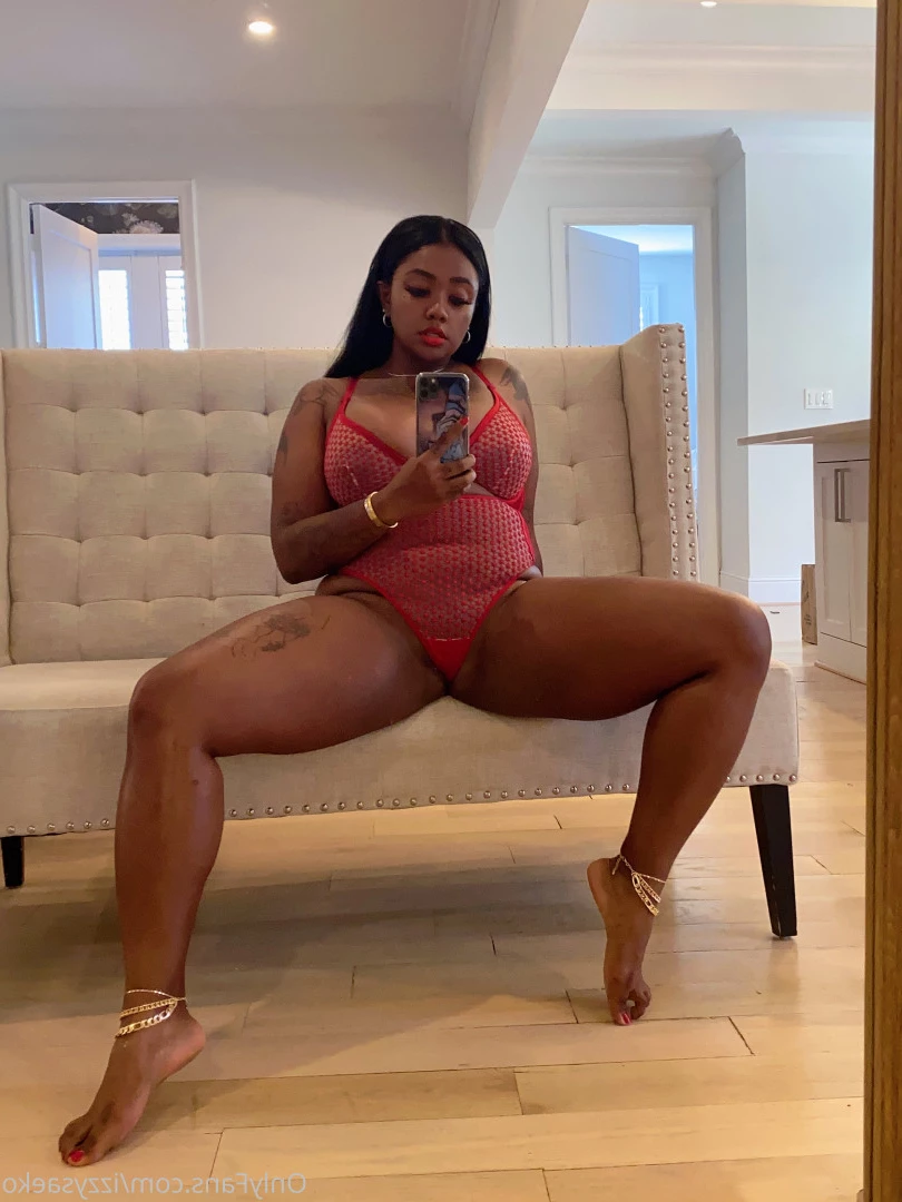 Isabella Saeko [ izzysaeko ] Onlyfans leaked photo 7566430 on Hotleaks.tv