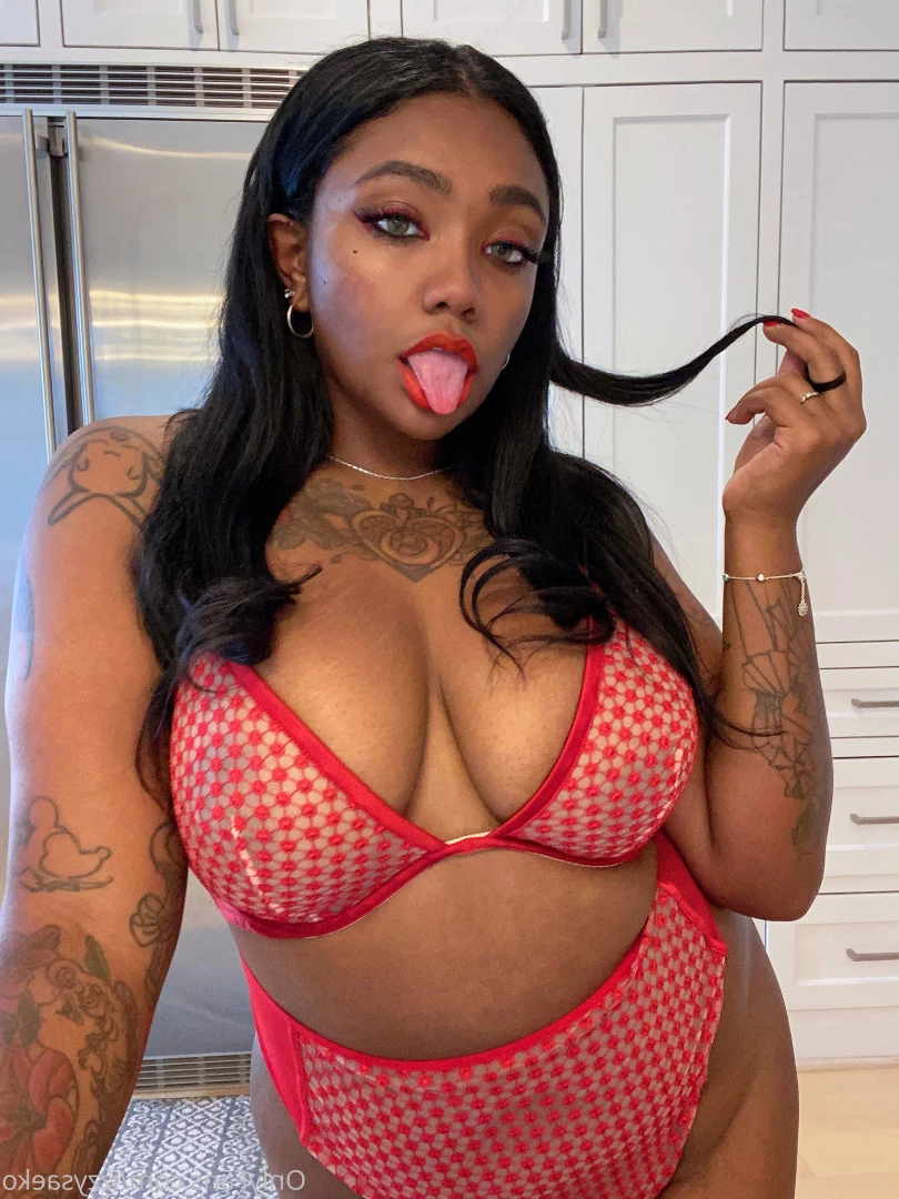 Isabella Saeko [ izzysaeko ] Onlyfans leaked photo 7569438 on Hotleaks.tv