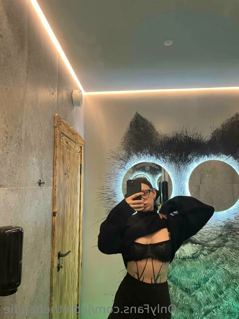 𝐉𝐚𝐝𝐢𝐞 💎 𝐒𝐪𝐮𝐢𝐫𝐭𝐢𝐞 💦 [ jadievip ] Onlyfans leaked photo 7641048 on Hotleaks.tv
