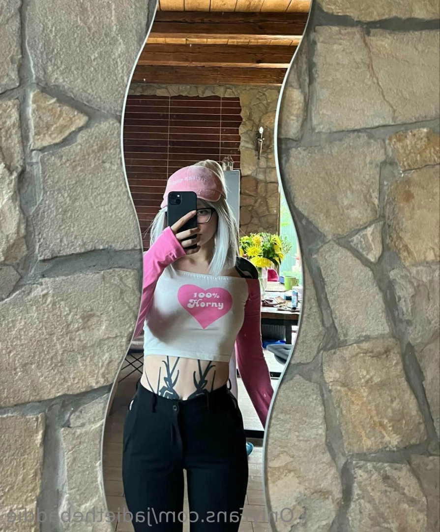 𝐉𝐚𝐝𝐢𝐞 💎 𝐒𝐪𝐮𝐢𝐫𝐭𝐢𝐞 💦 [ jadievip ] Onlyfans leaked photo 7641083 on Hotleaks.tv
