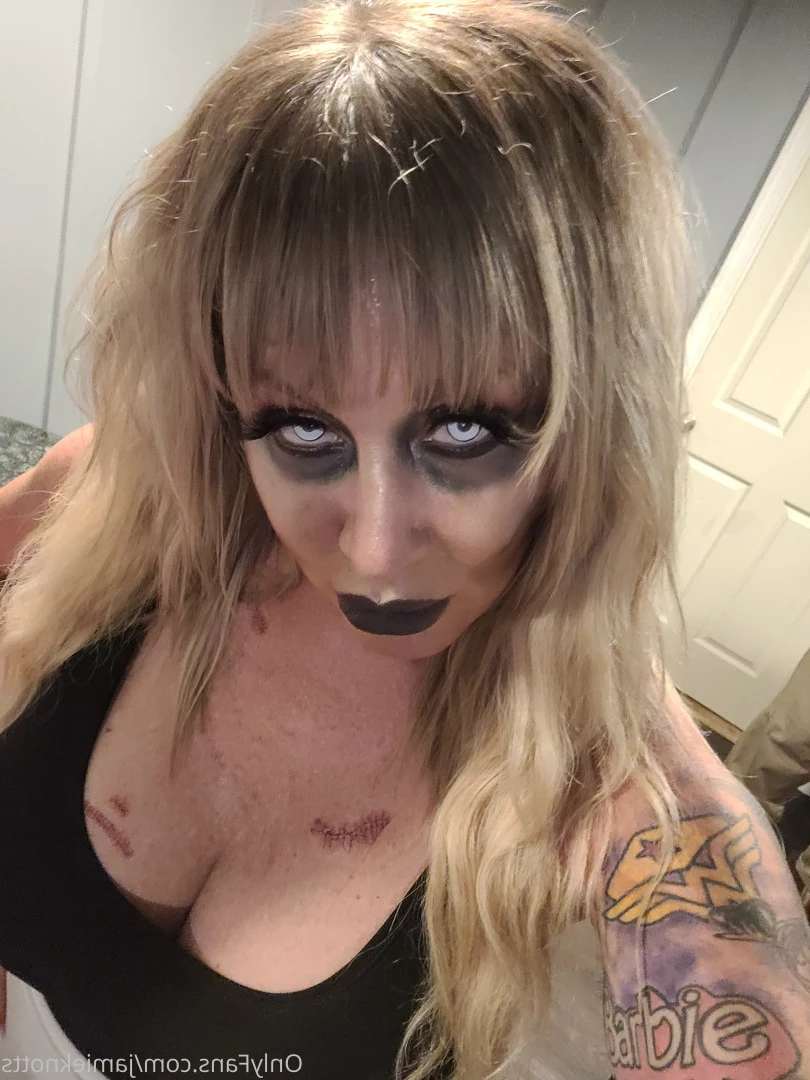 👑Jamie Knotts "The Knotty Bunny" [ jamieknotts ] Onlyfans leaked photo 7558433 on Hotleaks.tv