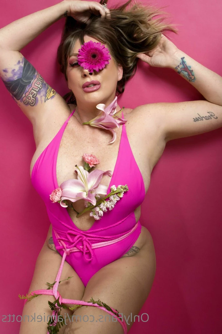👑Jamie Knotts "The Knotty Bunny" [ jamieknotts ] Onlyfans leaked photo 7559053 on Hotleaks.tv