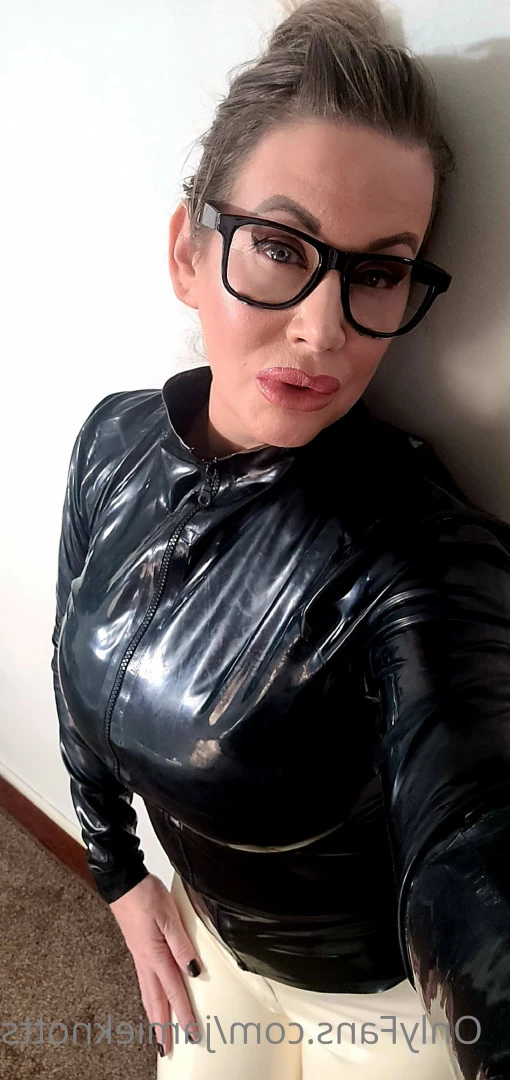 👑Jamie Knotts "The Knotty Bunny" [ jamieknotts ] Onlyfans leaked photo 7560672 on Hotleaks.tv