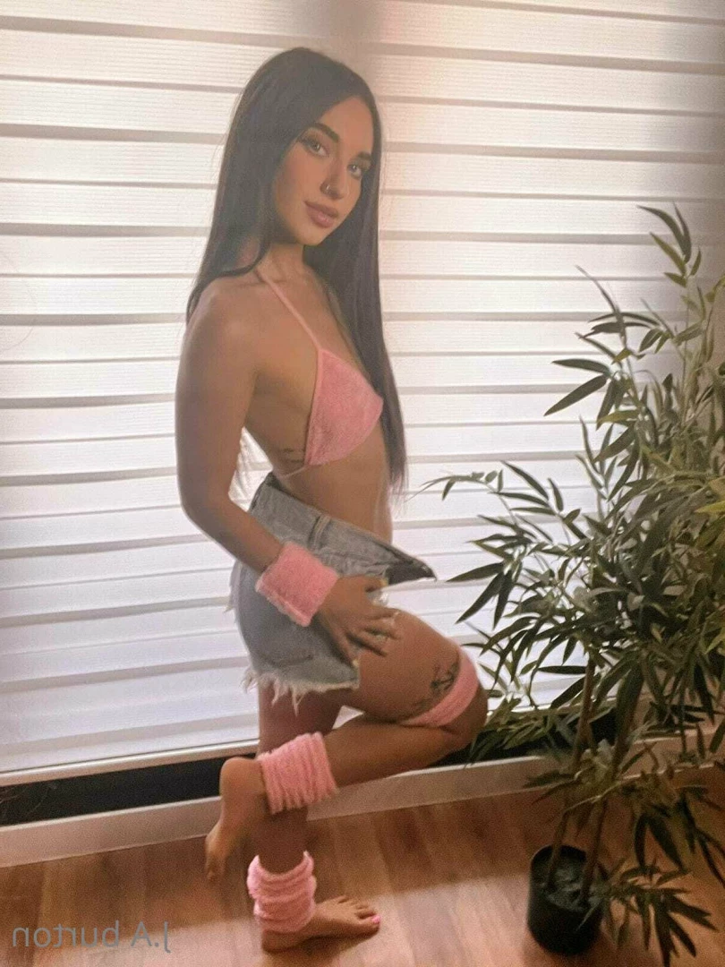 20 Y.o   🌶🦊VIDEOCALL SPICY🌶🦊 [ jesica.burton ] Onlyfans leaked photo 10744687 on Hotleaks.tv