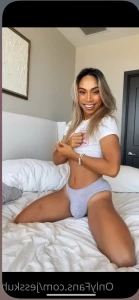 7372463