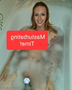 7045852