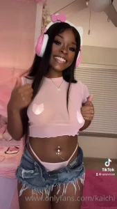 7428729