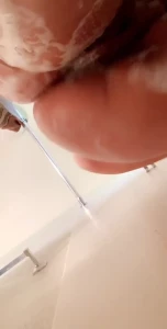 1587236