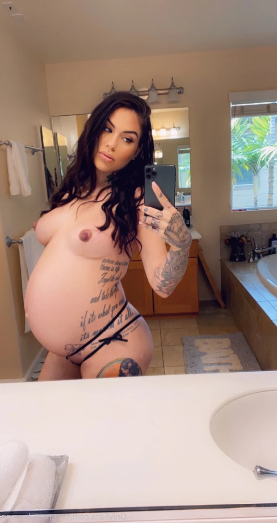 horniest_mom Onlyfans leaked photo 7408714 on Hotleaks.tv