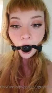 7426576