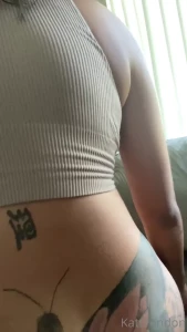 15862281