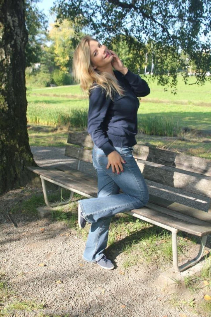Official Katerina Hartlova [ katy_hartlova ] Onlyfans leaked photo 7060043 on Hotleaks.tv