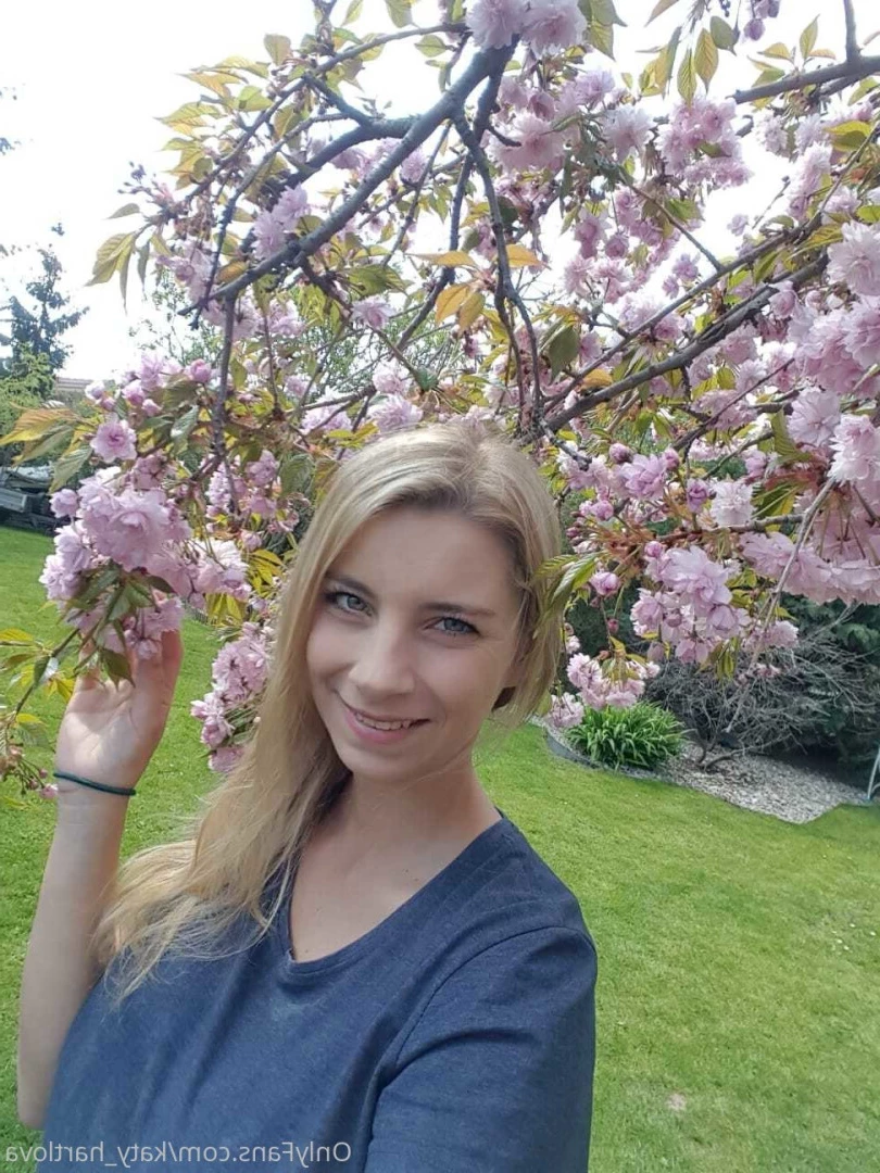 Official Katerina Hartlova [ katy_hartlova ] Onlyfans leaked photo 7065446 on Hotleaks.tv