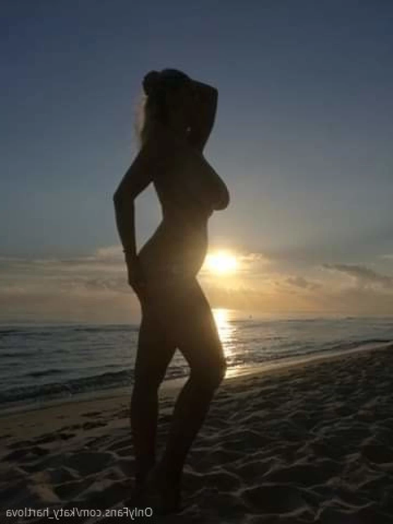 Official Katerina Hartlova [ katy_hartlova ] Onlyfans leaked photo 7073647 on Hotleaks.tv