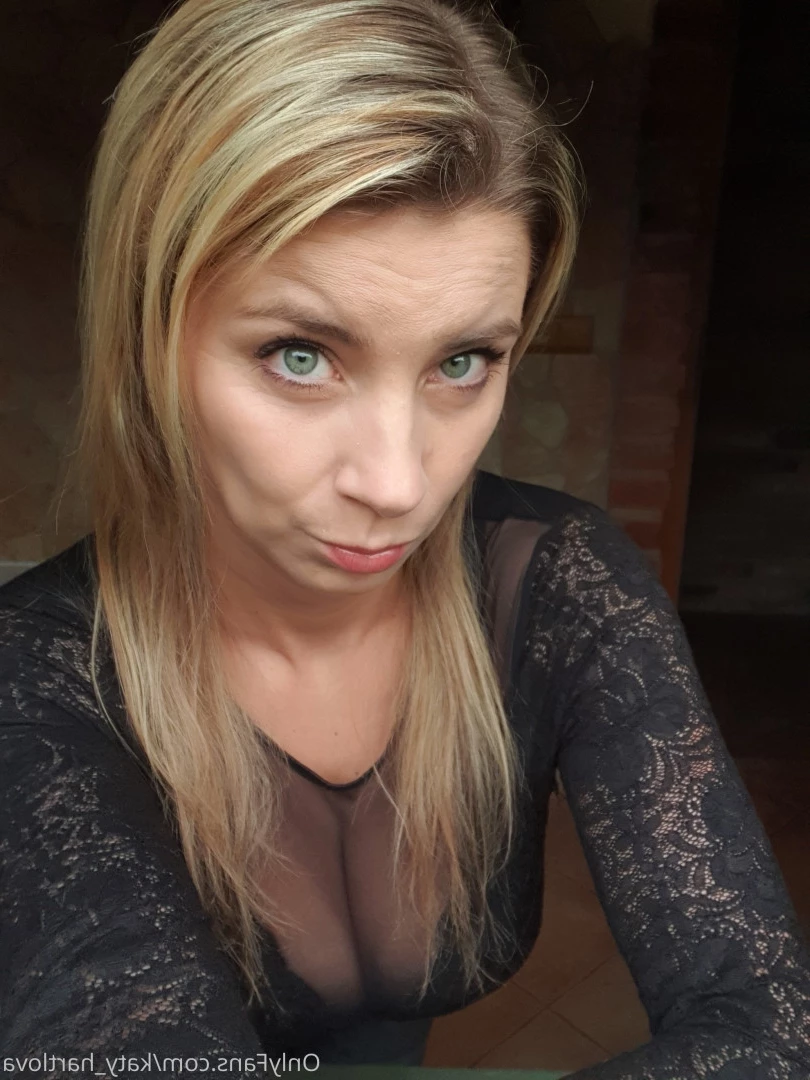 Official Katerina Hartlova [ katy_hartlova ] Onlyfans leaked photo 7083130 on Hotleaks.tv