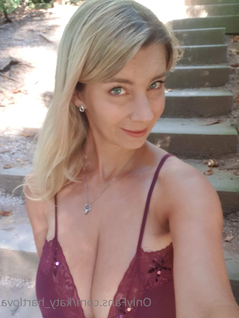 Official Katerina Hartlova [ katy_hartlova ] Onlyfans leaked photo 7100050 on Hotleaks.tv