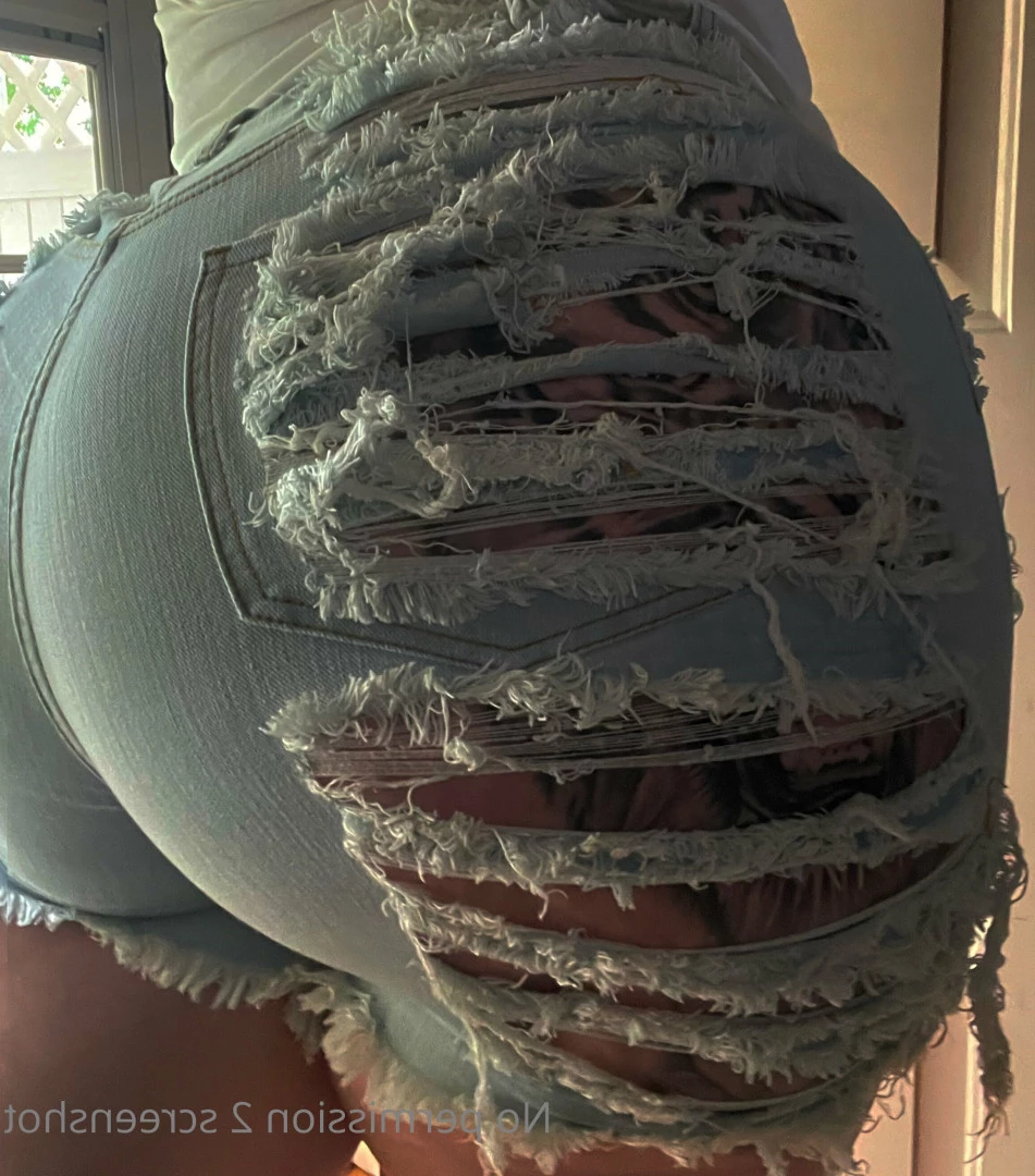𝙆 𝘼 𝙔 𝙔👯 𝘾 𝙐 𝙍 𝙑 𝙔 [ kayycurvy ] Onlyfans leaked photo 7516133 on Hotleaks.tv