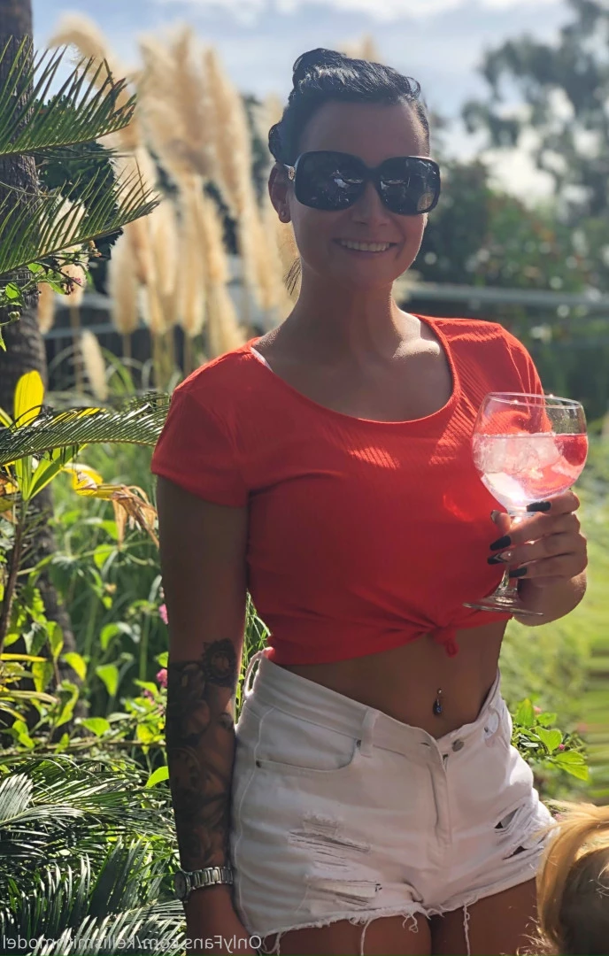 kelliSmith [ kellismithmodel ] Onlyfans leaked photo 7243492 on Hotleaks.tv
