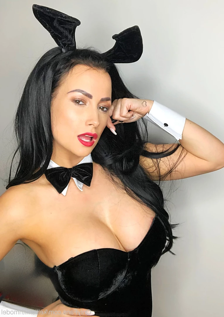kelliSmith [ kellismithmodel ] Onlyfans leaked photo 7244534 on Hotleaks.tv