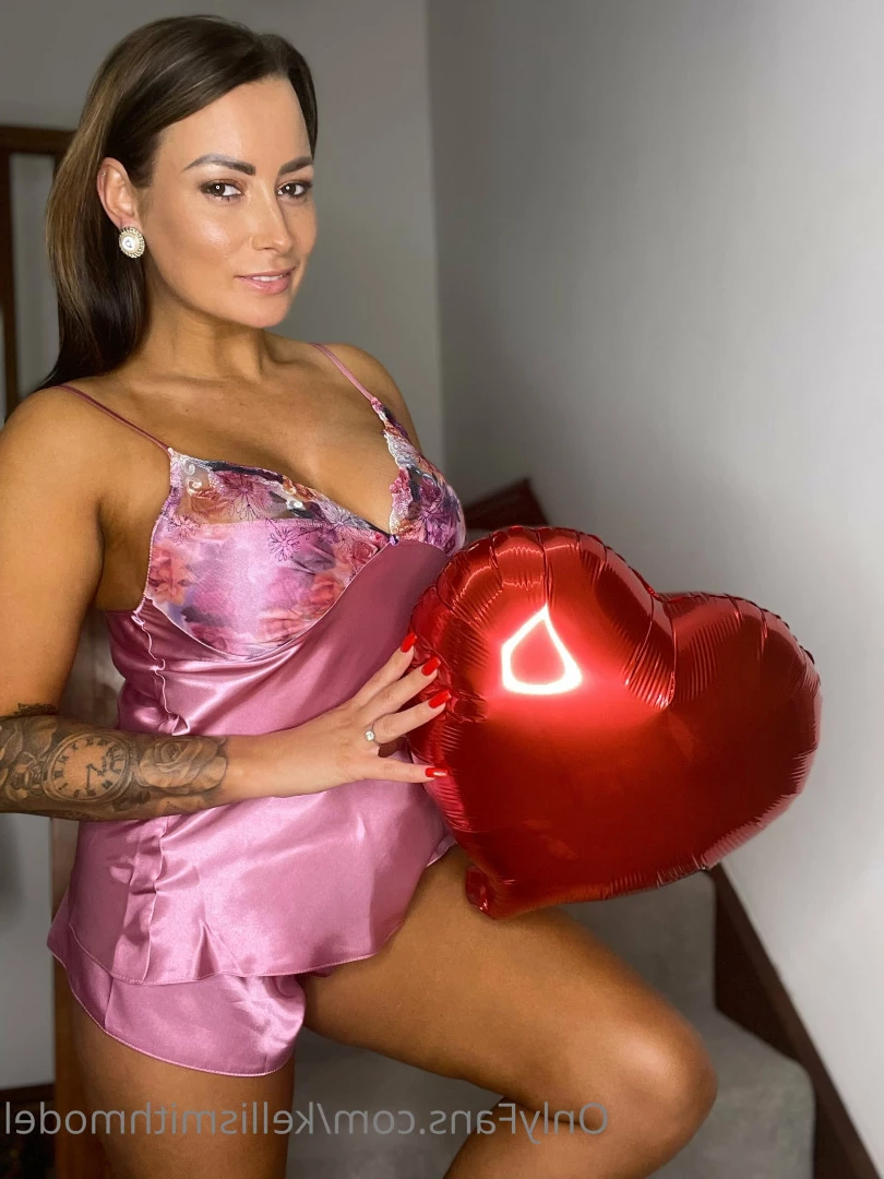 kelliSmith [ kellismithmodel ] Onlyfans leaked photo 7244774 on Hotleaks.tv