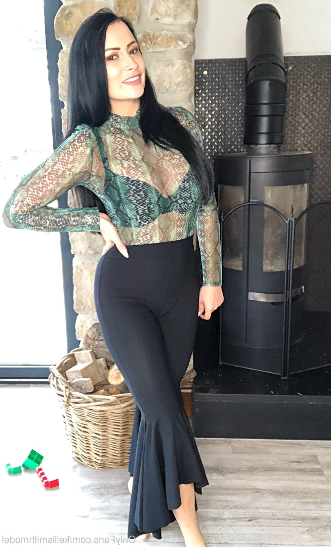 kelliSmith [ kellismithmodel ] Onlyfans leaked photo 7245102 on Hotleaks.tv