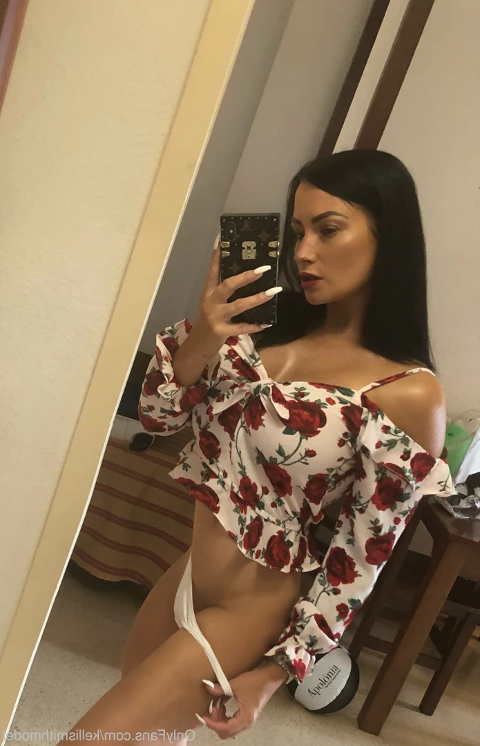 kelliSmith [ kellismithmodel ] Onlyfans leaked photo 7245904 on Hotleaks.tv