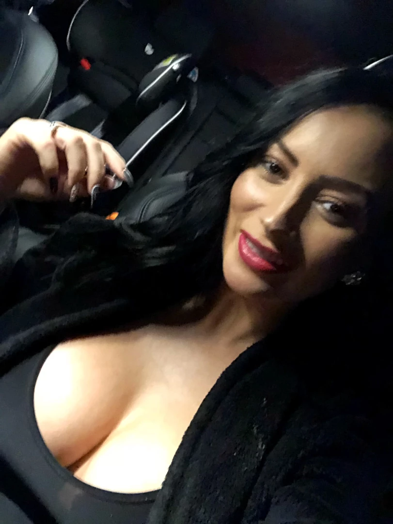 kelliSmith [ kellismithmodel ] Onlyfans leaked photo 7247655 on Hotleaks.tv