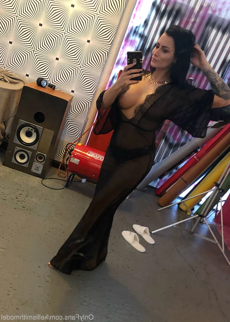 kelliSmith [ kellismithmodel ] Onlyfans leaked photo 7247788 on Hotleaks.tv