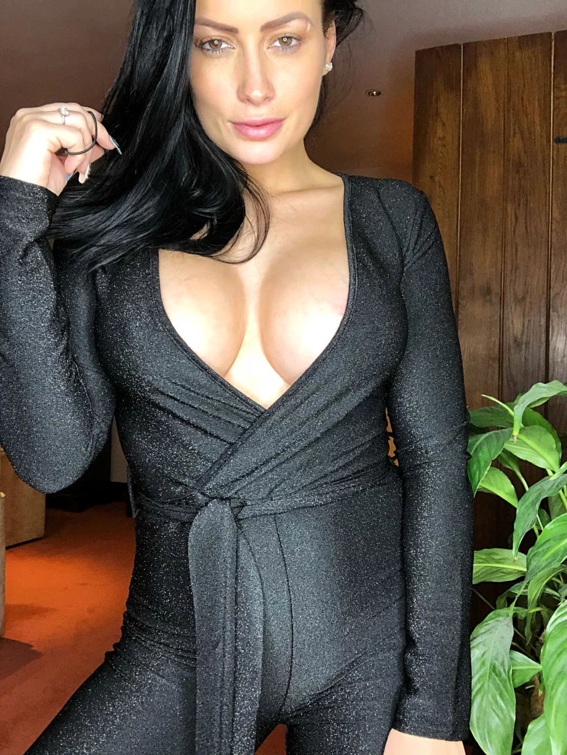 kelliSmith [ kellismithmodel ] Onlyfans leaked photo 7248040 on Hotleaks.tv