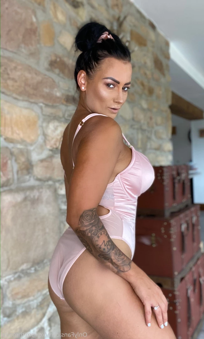 kelliSmith [ kellismithmodel ] Onlyfans leaked photo 7252210 on Hotleaks.tv