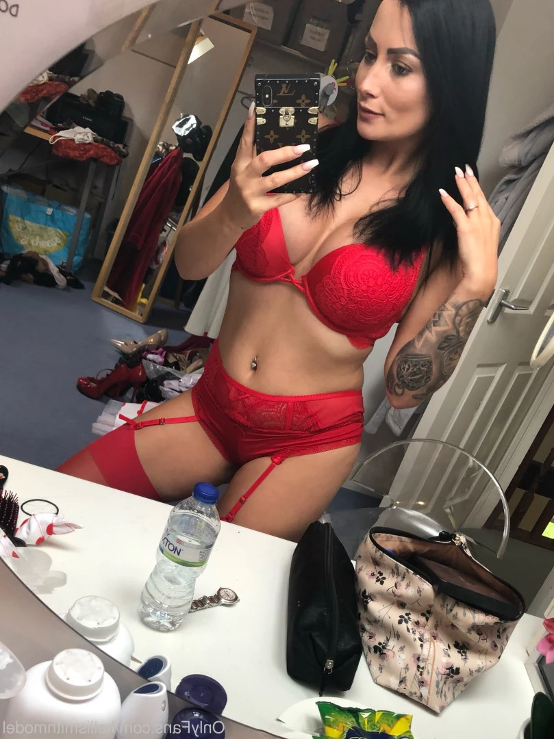 kelliSmith [ kellismithmodel ] Onlyfans leaked photo 7252308 on Hotleaks.tv