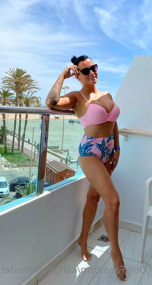 kelliSmith [ kellismithmodel ] Onlyfans leaked photo 7252655 on Hotleaks.tv