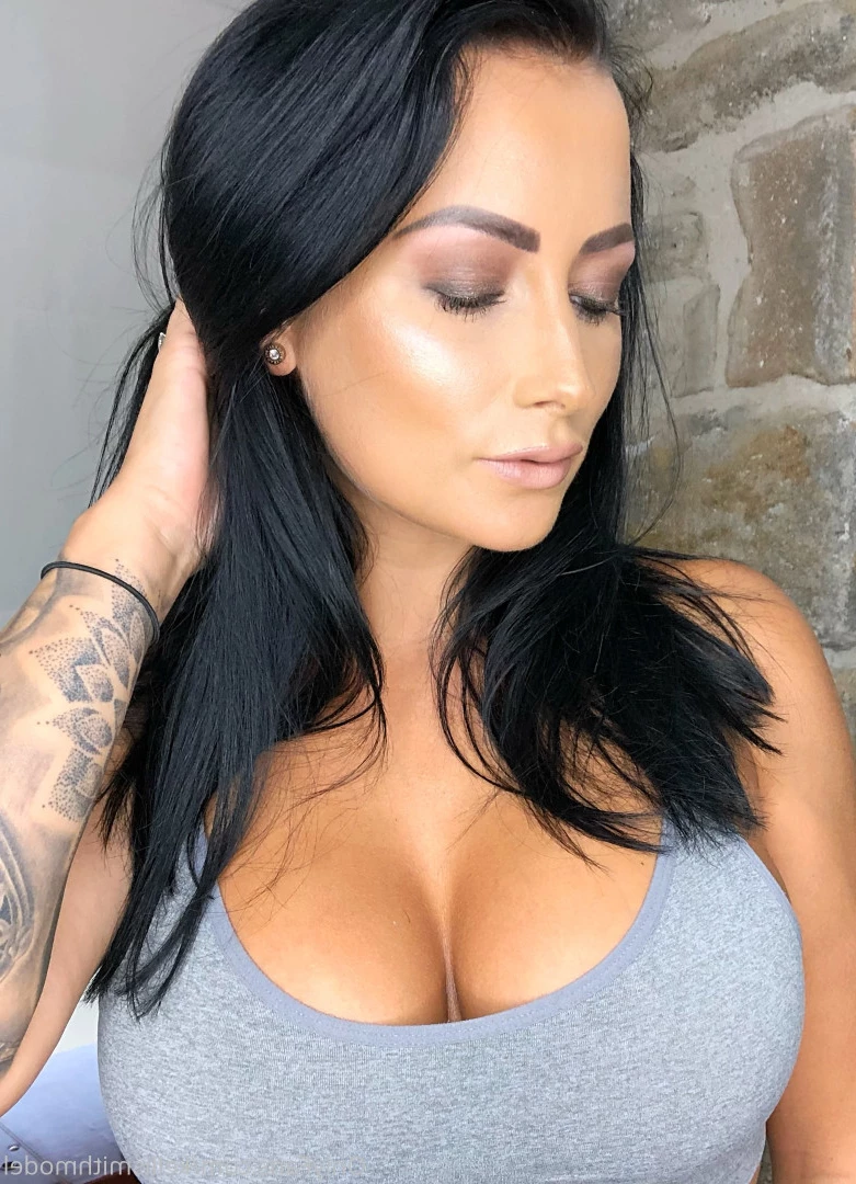 kelliSmith [ kellismithmodel ] Onlyfans leaked photo 7253161 on Hotleaks.tv