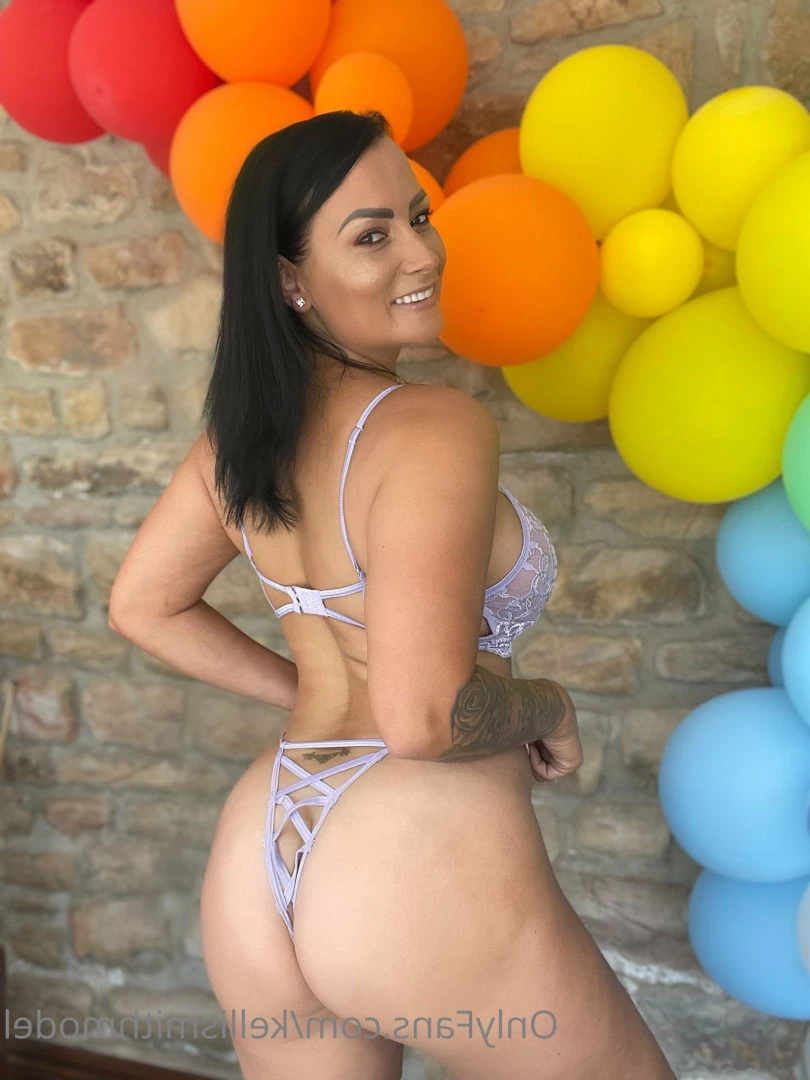 kelliSmith [ kellismithmodel ] Onlyfans leaked photo 7256136 on Hotleaks.tv