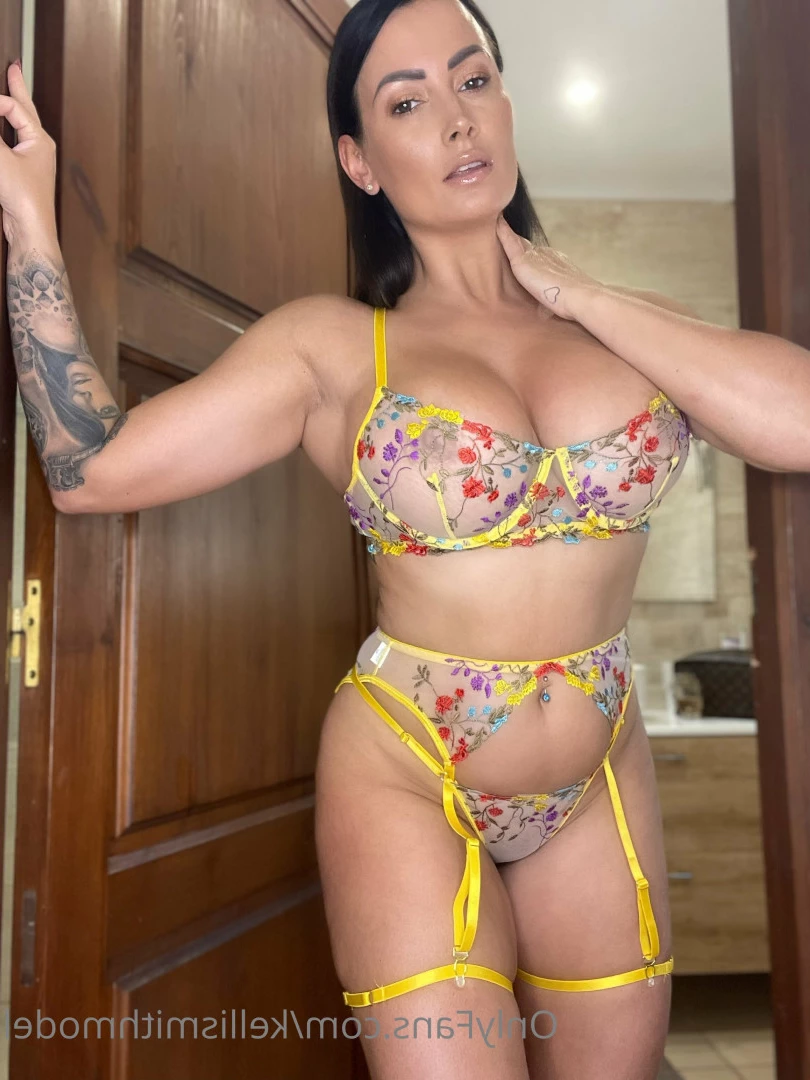 kelliSmith [ kellismithmodel ] Onlyfans leaked photo 7258165 on Hotleaks.tv