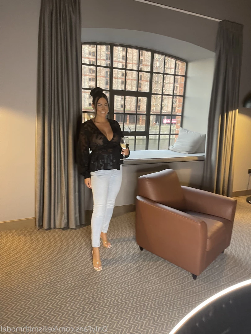 kelliSmith [ kellismithmodel ] Onlyfans leaked photo 7258441 on Hotleaks.tv