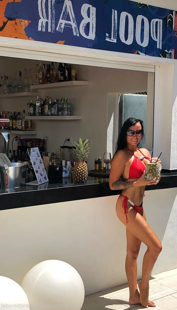 kelliSmith [ kellismithmodel ] Onlyfans leaked photo 7258700 on Hotleaks.tv