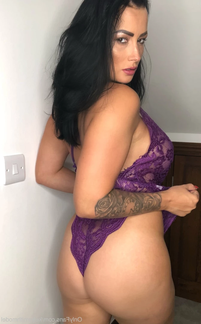 kelliSmith [ kellismithmodel ] Onlyfans leaked photo 7259666 on Hotleaks.tv