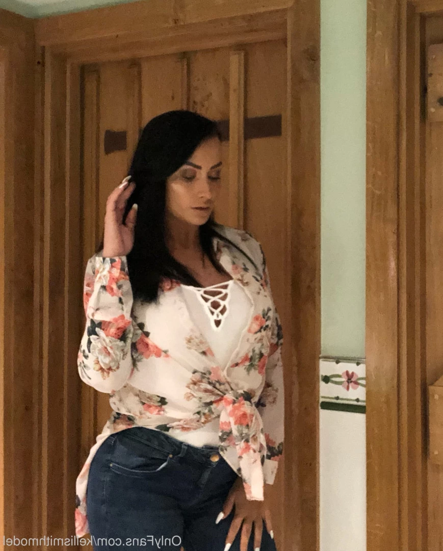 kelliSmith [ kellismithmodel ] Onlyfans leaked photo 7260435 on Hotleaks.tv