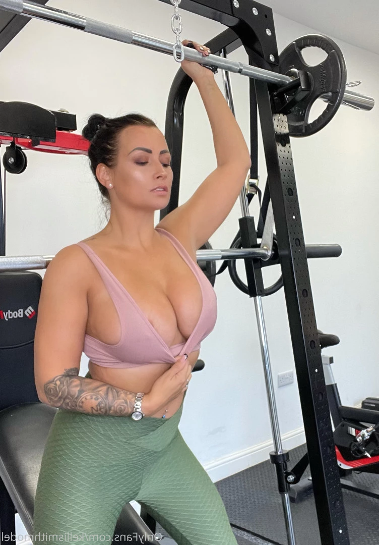 kelliSmith [ kellismithmodel ] Onlyfans leaked photo 7261339 on Hotleaks.tv