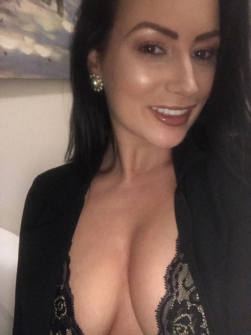 kelliSmith [ kellismithmodel ] Onlyfans leaked photo 7261461 on Hotleaks.tv