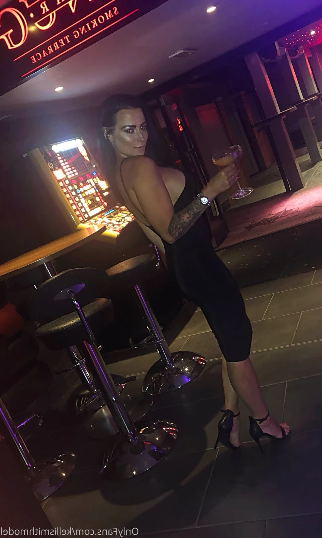 kelliSmith [ kellismithmodel ] Onlyfans leaked photo 7261575 on Hotleaks.tv