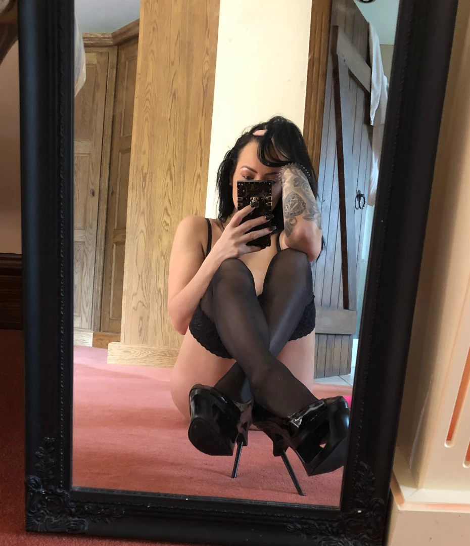 kelliSmith [ kellismithmodel ] Onlyfans leaked photo 7263811 on Hotleaks.tv