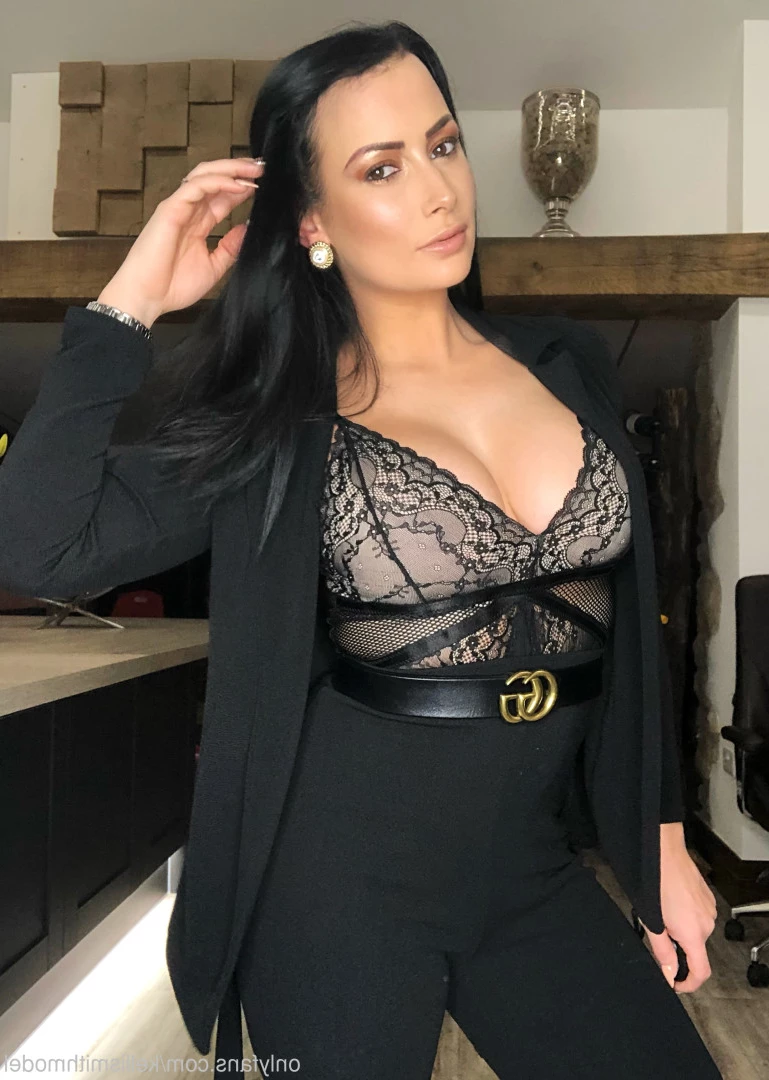 kelliSmith [ kellismithmodel ] Onlyfans leaked photo 7267442 on Hotleaks.tv