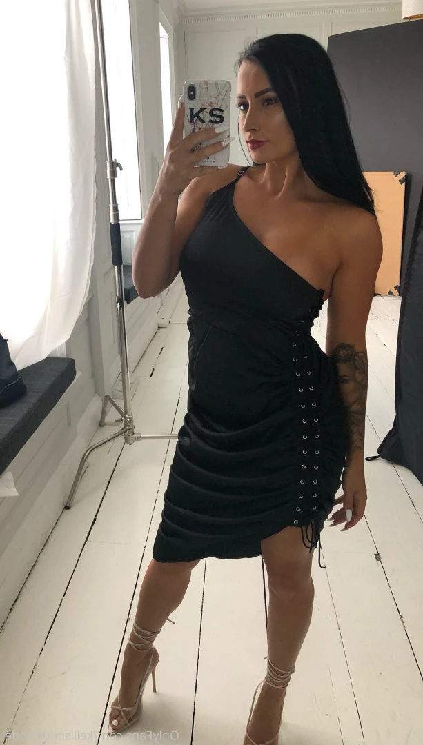 kelliSmith [ kellismithmodel ] Onlyfans leaked photo 7271039 on Hotleaks.tv
