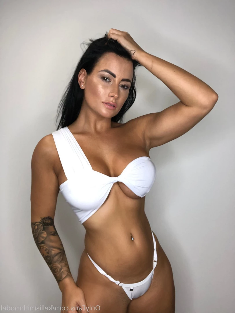 kelliSmith [ kellismithmodel ] Onlyfans leaked photo 7273200 on Hotleaks.tv