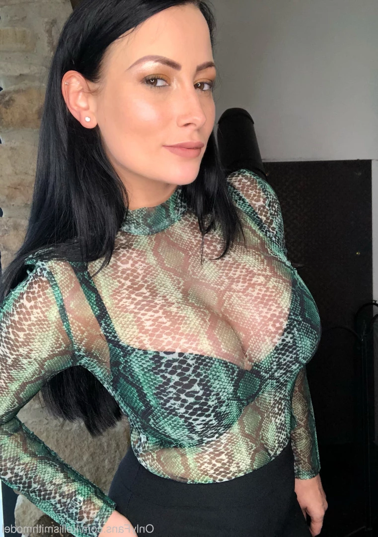 kelliSmith [ kellismithmodel ] Onlyfans leaked photo 7274399 on Hotleaks.tv