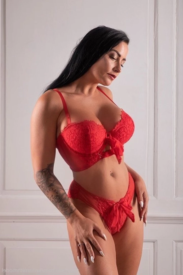 kelliSmith [ kellismithmodel ] Onlyfans leaked photo 7279030 on Hotleaks.tv
